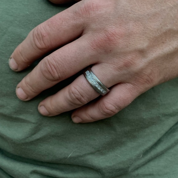 Titanium Channel Set Comfort Fit Band